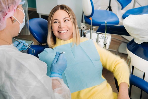 Dentiste à Brossard : comment choisir le meilleur pour votre sourire